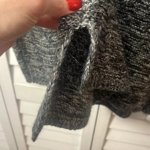 Cotton On Marled Mock Neck Knit Sweater Size Large Gray, Black & White - Picture 6 of 7